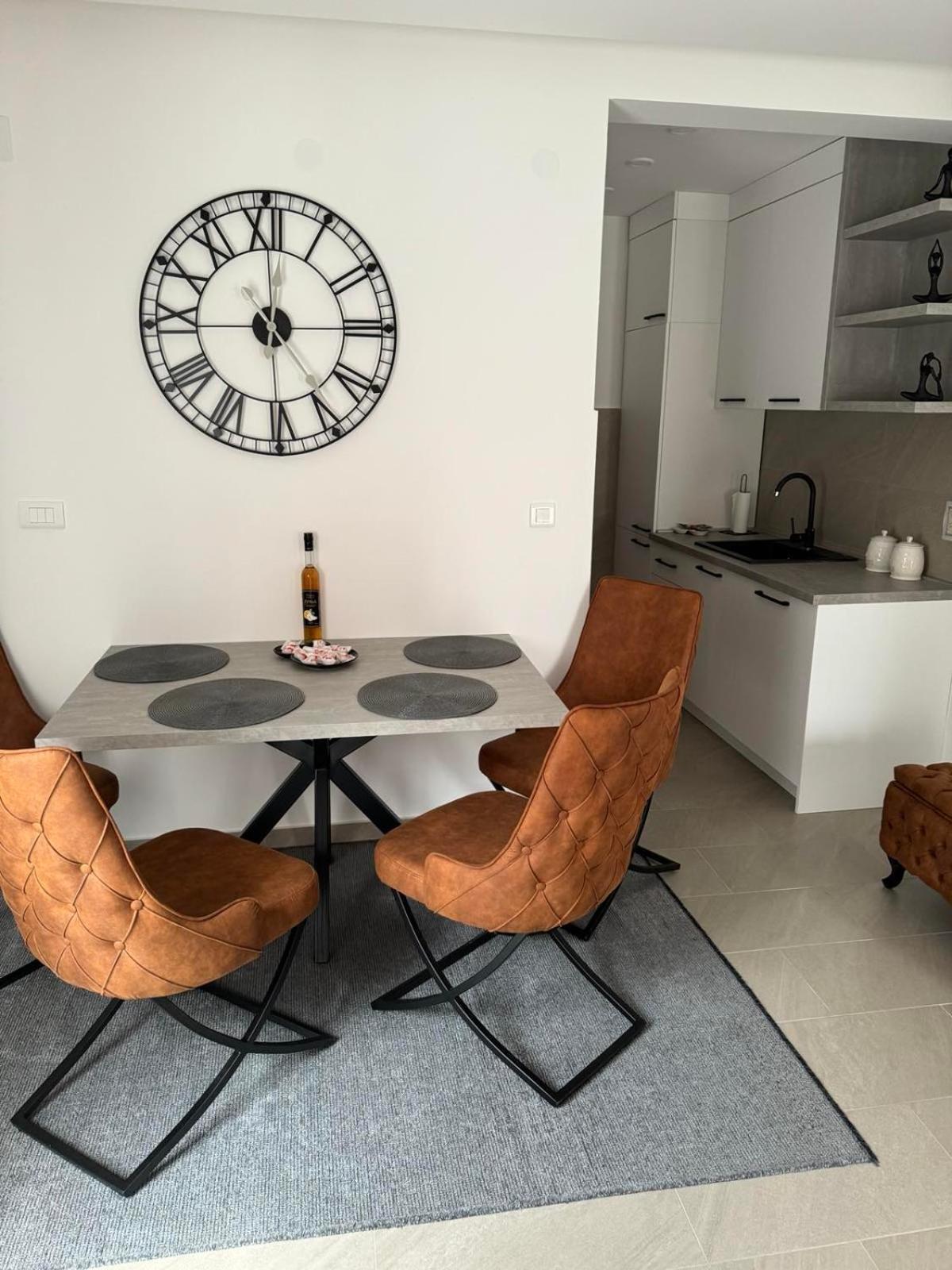 Apartman Anna Atina Budva Exteriör bild